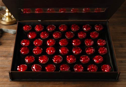 حلا رمان كبير