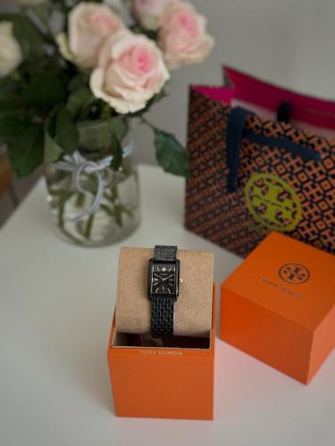 TORY BURCH