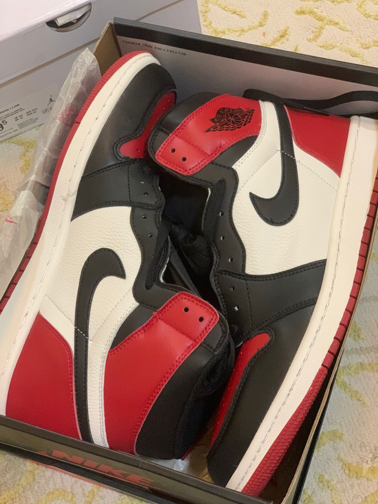 Jordan 1 Retro High Bred Toe