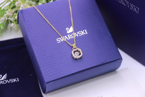 سلسال Swarovski مفرغ بفص ذهبي