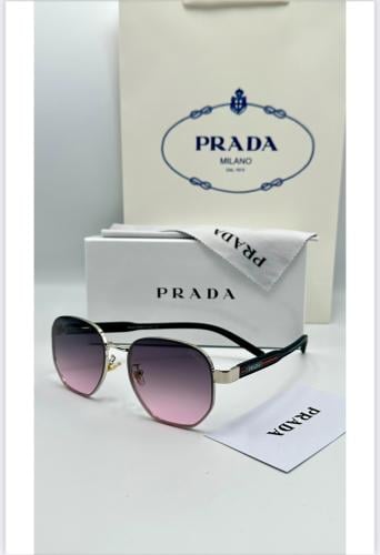 نظاره PRADA الهبه