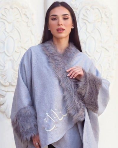 شال شتوي بتصميم سكارف قماش ناعم وفرو دافي