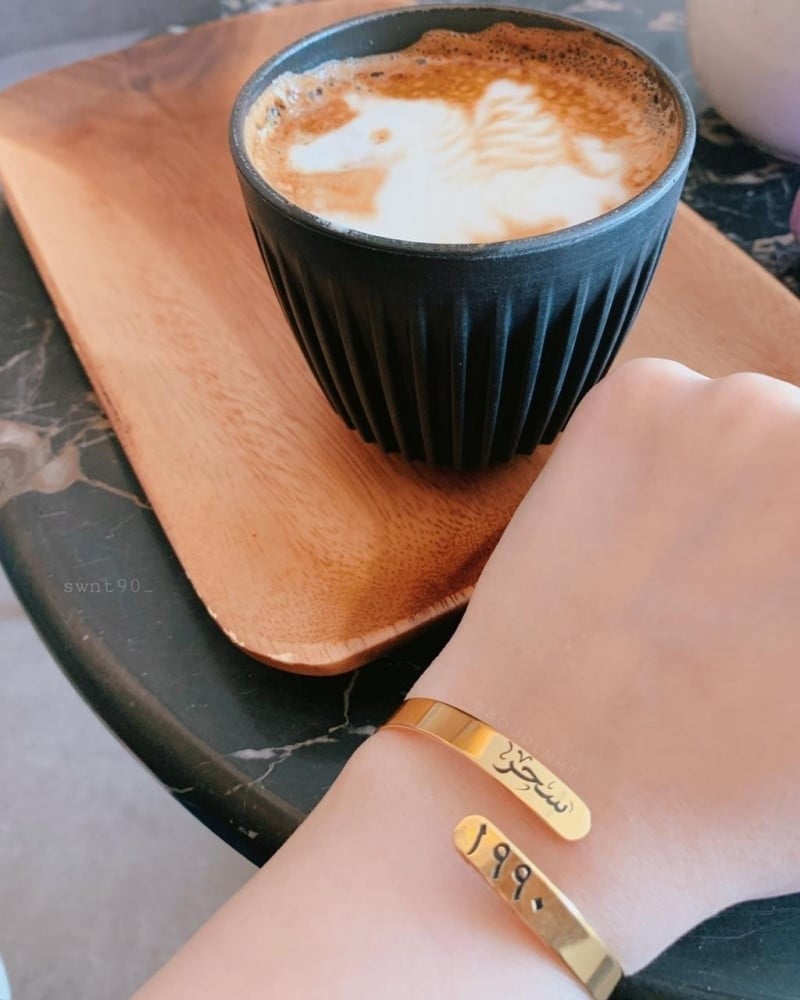 اسواره بالاسم وتاريخ تصميم حسب الطلب