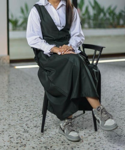 زي مدرسي متوسط