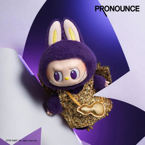 تعليقة LABUBU × PRONOUNCE - WINGS OF FORTUNE بالحب...