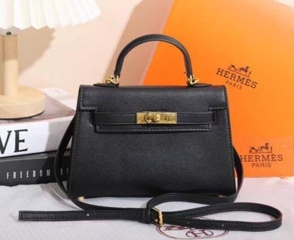 شنطة ايرميز كيلي - Hermès Kelly Bag