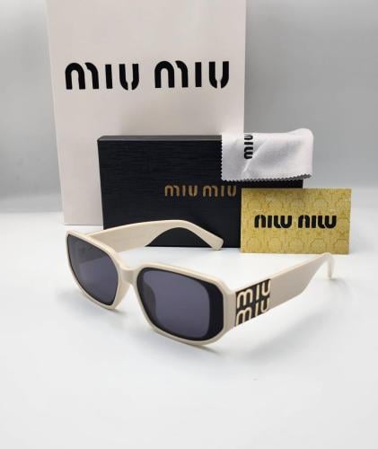 نظارة شمسية Miu Miu