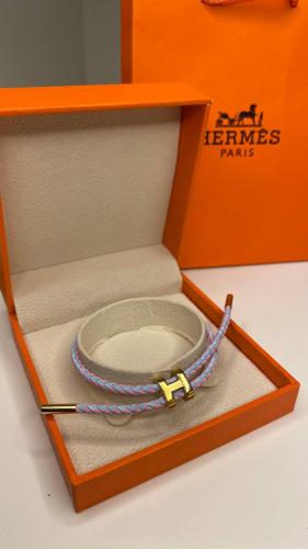 سوار Hermès الأزرق والوردي