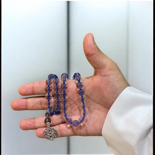 مسباح أزرق