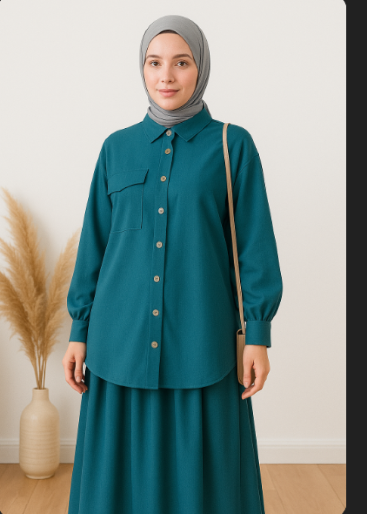 طقم نسائي
