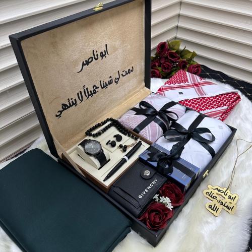 بكس جيفينشي شتوي فخامه يتكون من