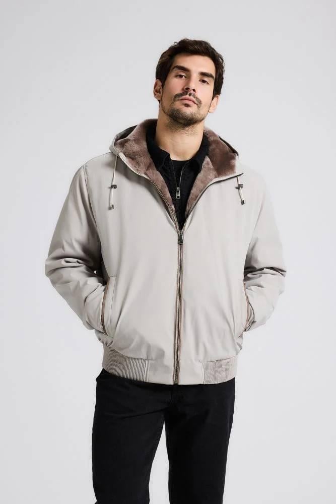 الجاكيت الجبلي بين الجودة والاستخدام اليومي: استثمار طويل الأمد