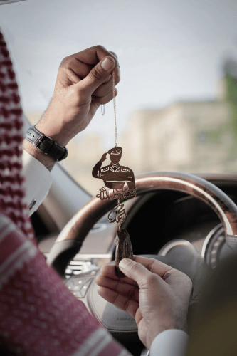 تعليقة العسكري بالاسم و كسرت العود