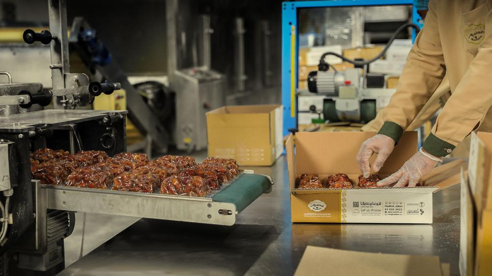 توصيل دولي للتمور والكليجا والمعمول والمنتجات السعودية للعرب بالخارج – تجربة شراء مضمونة من هضيم للتمور