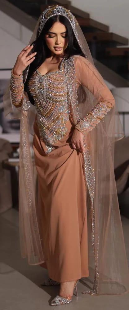 فستان سهره بيج دافئ