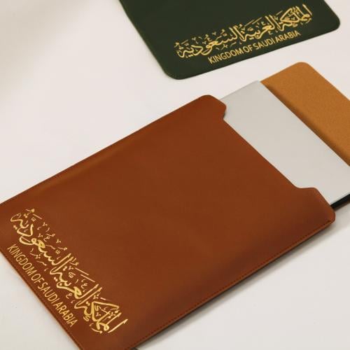 حقيبة اهداء لليوم الوطني للاجهزة اللوحية و اللاب توب