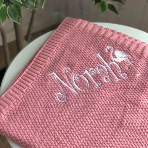 مهاد مفرش وردي نورة فلامينقو