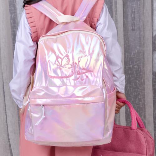 حقيبة ظهر مدرسية مطرزة بالاسم