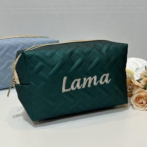 توزيعات العيد حقيبة ميك اب مطرزة