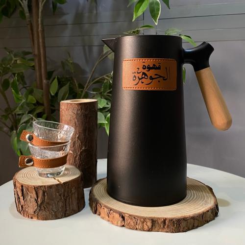 ترمس قهوة بالاسم - ٦ فناجيل جلد