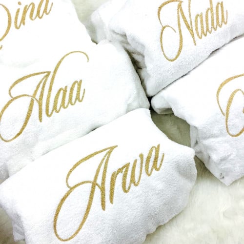 فوطة استحمام مطرزة كبيرة