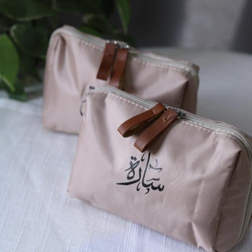 حقيبة ميك اب بجيوب داخلية