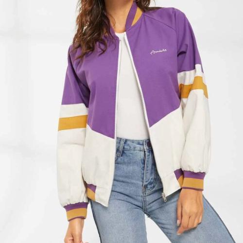 جاكيت نسائي رياضي