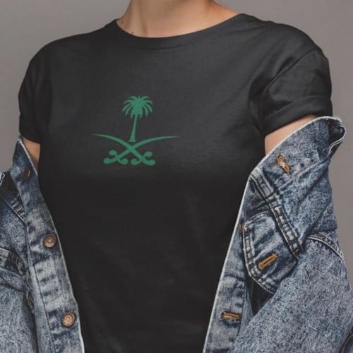 تيشيرت اليوم الوطني شعار أخضر