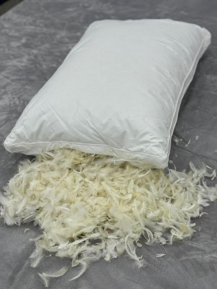 مخدة ريش نعام طبيعي