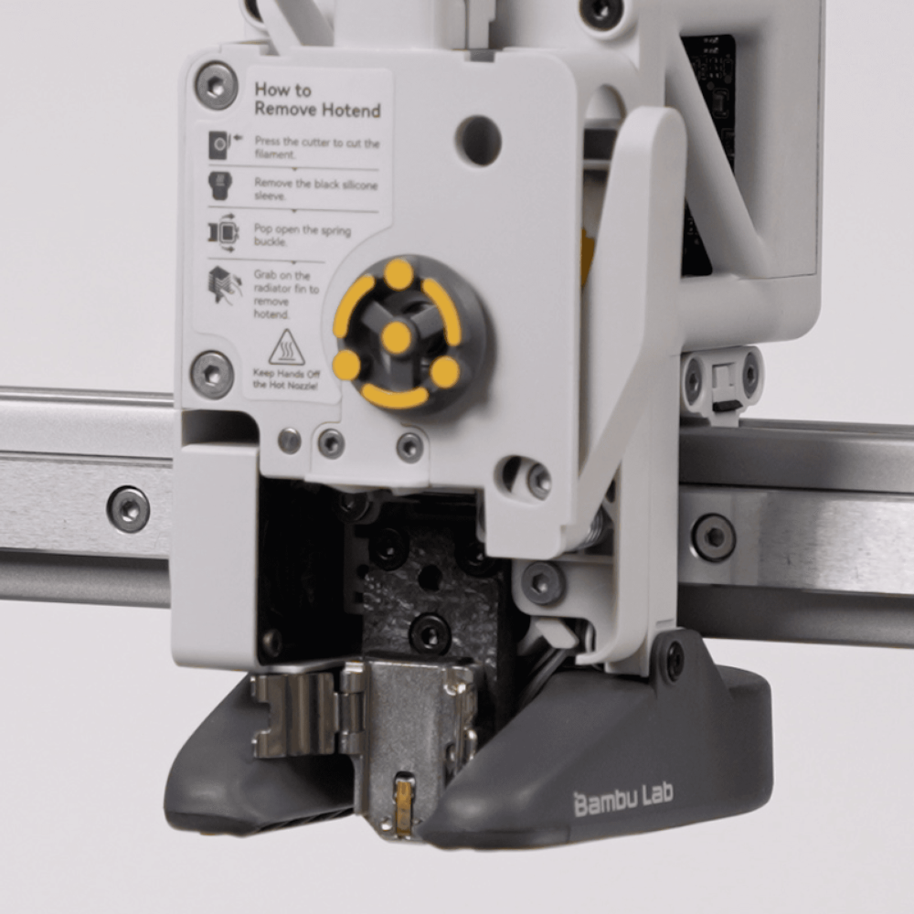Bambu Lab A1 Hotend Heating Assembly yazıcı üzerinde montaj görseli
