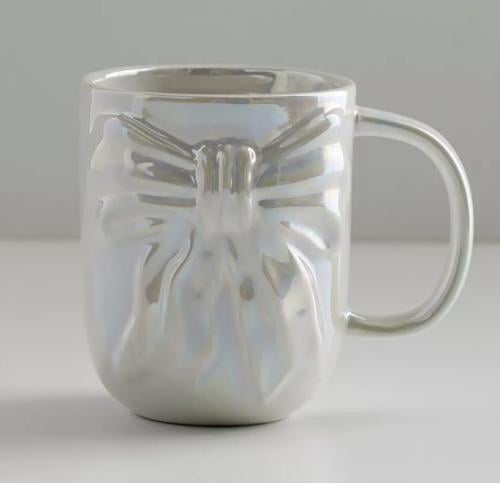 Bow mug