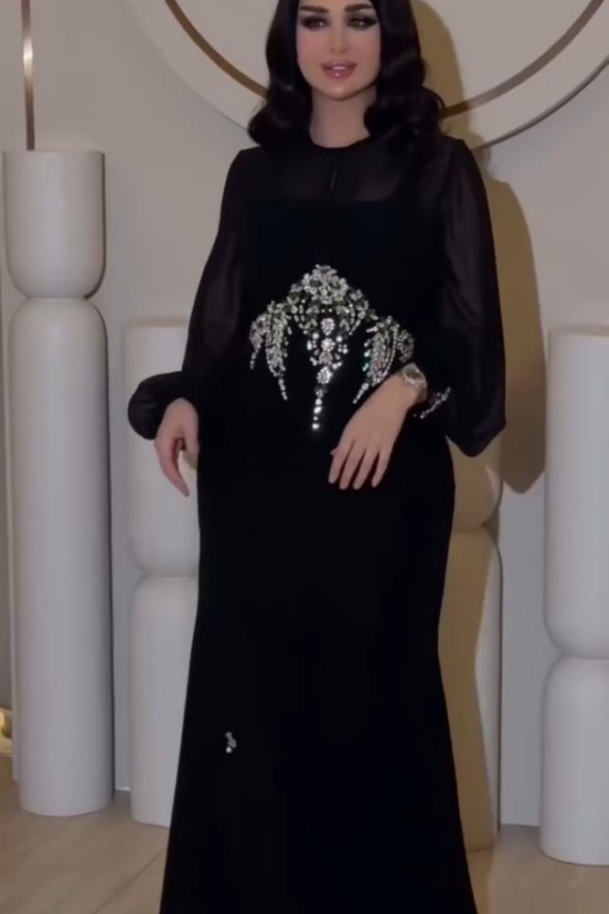 فستان  سهرة خامة مخمل استرتش كوري +جورجيت بتطريز يدوي