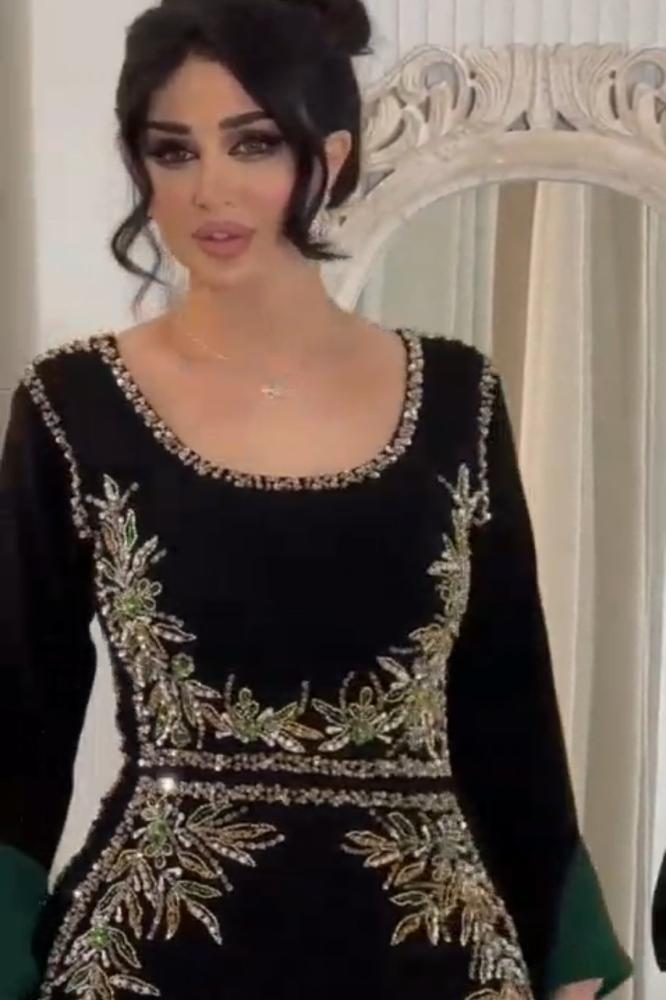 فستان سهره خامة كريب +جورجيتب تطريز يدوي