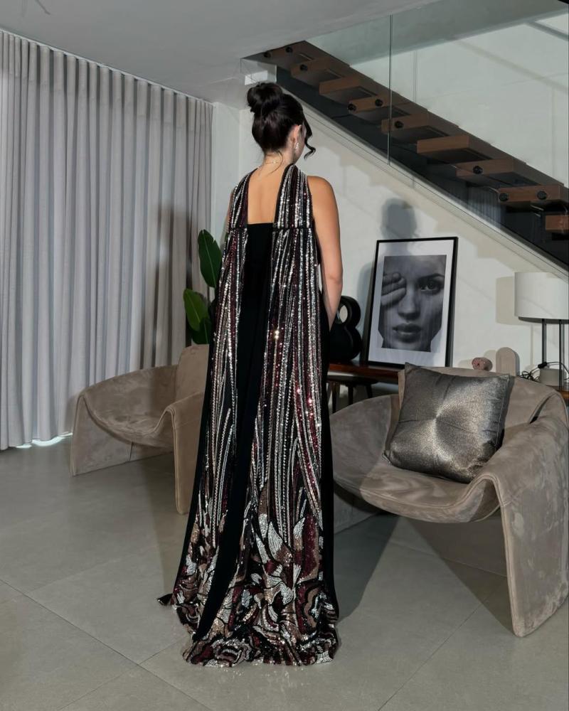 فستان سهرة اسود مطرز جذاب