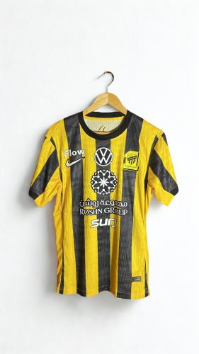 تيشيرت الاتحاد الاساسي نسخة اللاعبين 2025/26