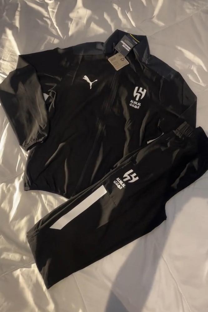طقم الهلال اسود