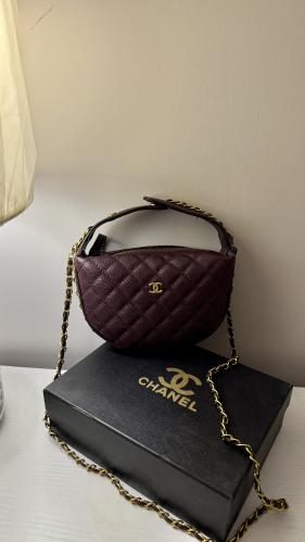 شانيل - برغندي
