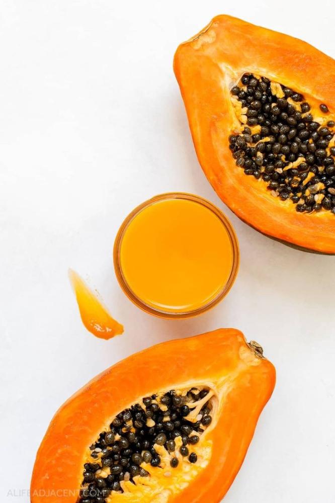 لوشن للجسم التايلندي بالبابايا و الكوجيك اسيد 250 مل