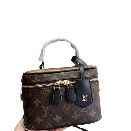 شنطة - لويس فيتون ( Louis Vuitton )