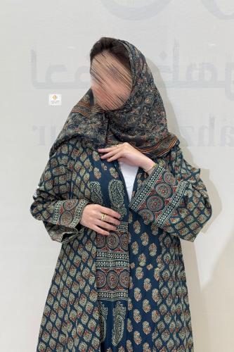 عبايه هنديه كلوش مع طرحه نفس القماش