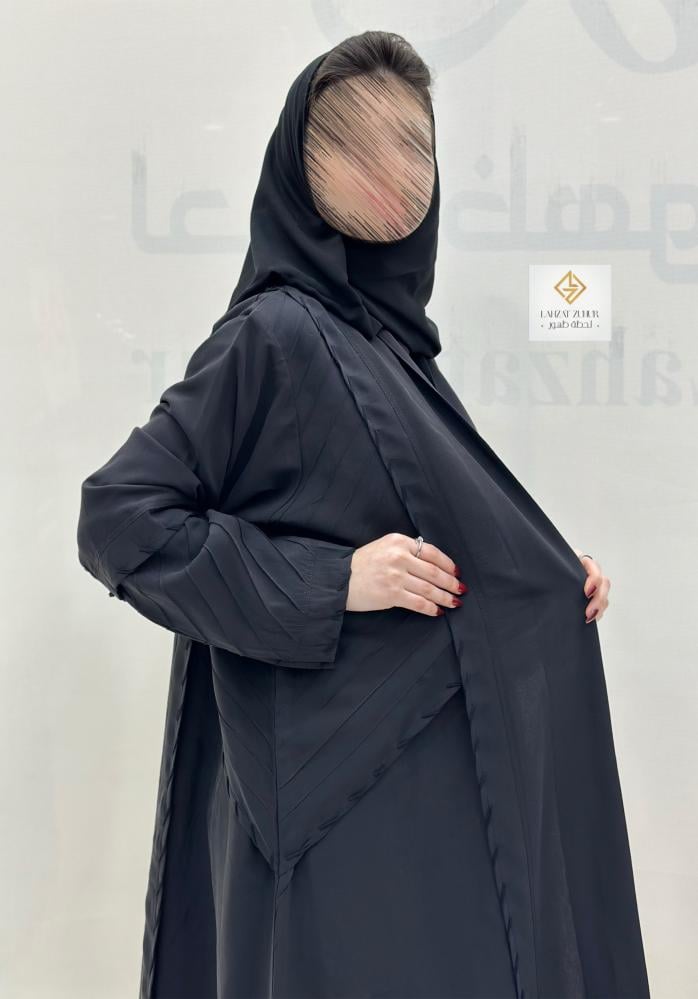 عبايه كلوش بقماش حرير ياباني اسود بتدخيلات دررزي