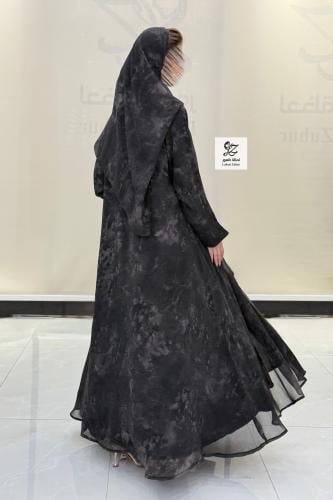 عبايه كلوش شيفون مشجره مع الطرحه