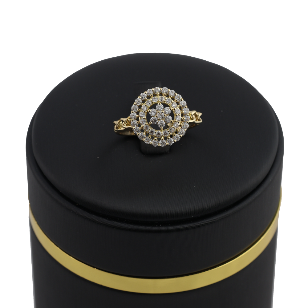 طقم ذهب  عيار 18 وزن 26.1 جرام عقد واسوارة وحلق وخاتم من شذور الذهب