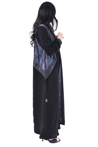 عبايه كريب مع شك يدوي
