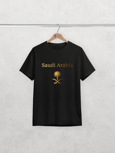 تيشيرت Saudi Arabia مع شعار المملكة الذهبي