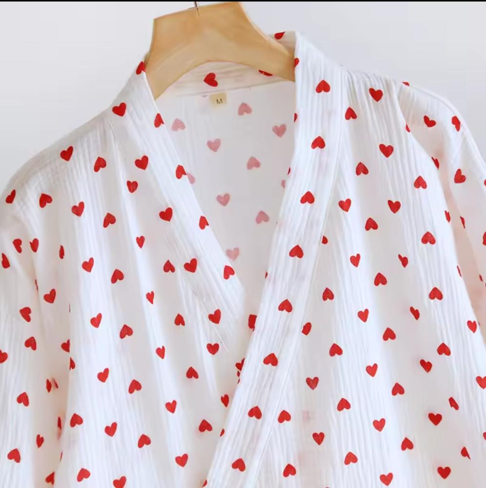 روب بطبعة قلوب قطن 100%