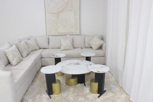 طقم طاولة شاي 5قطع