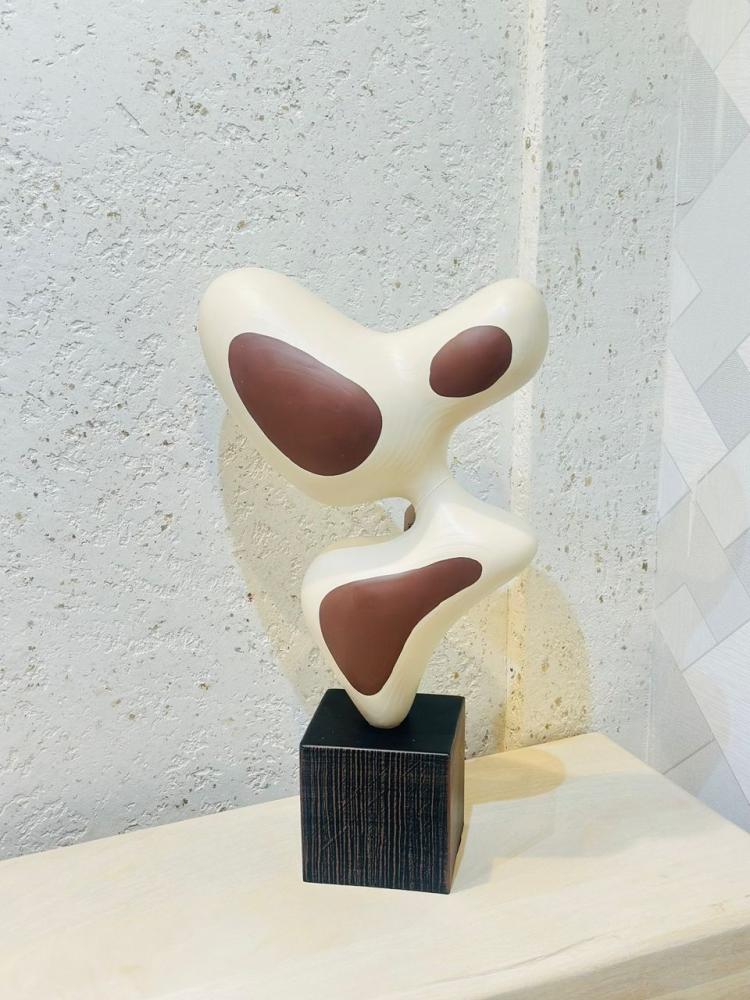 تحفة لمسة فن 52×27×13سم