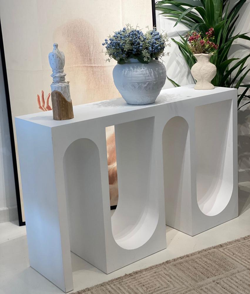 كونسول خشبي بتصميم انيق 140×40×90سم