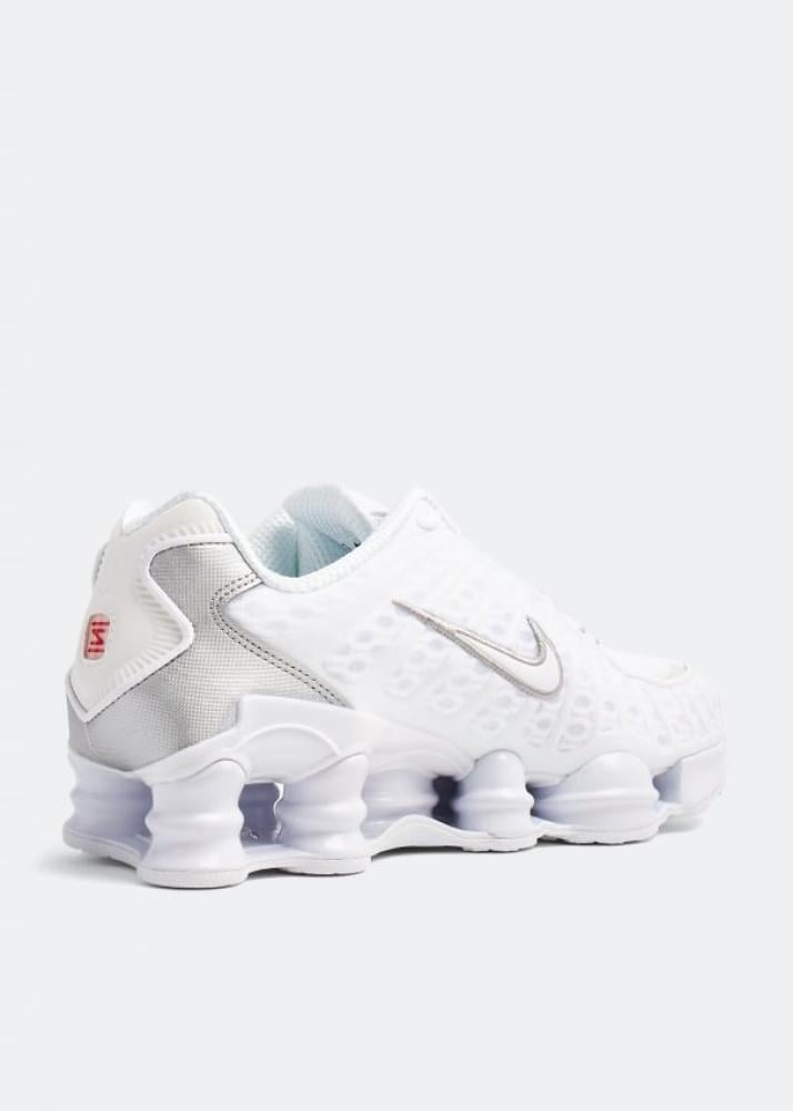 Nike shox blancas best sale